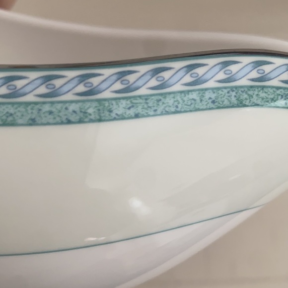 Beautiful pattern ~ Excellent Condition - Picture 5 of 5